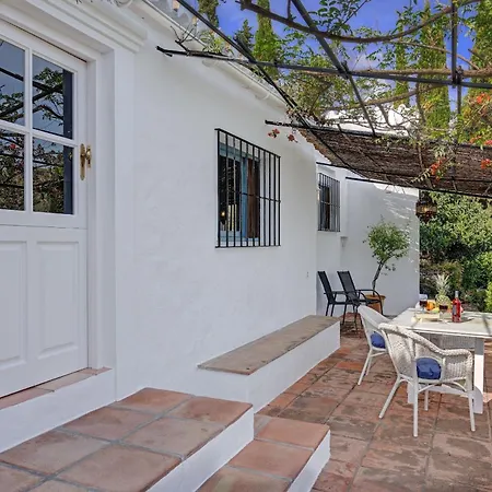 Villa Orchard: Charming Private Pool Views 2adlt Frigiliana